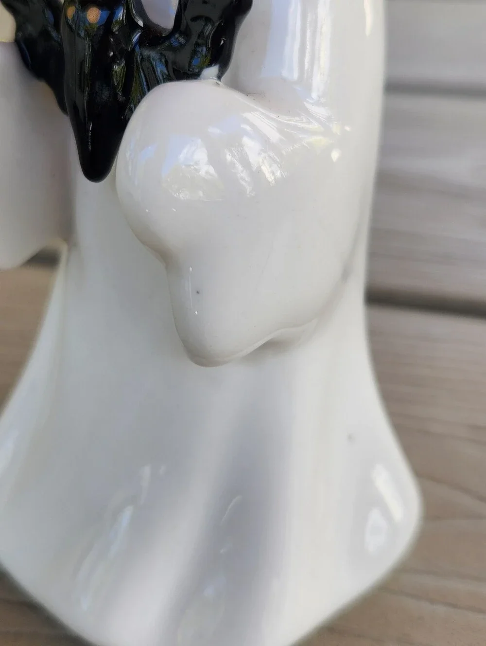 2024 Halloween Ceramic Ghost With Bat. Target Hyde And Eek 4.5